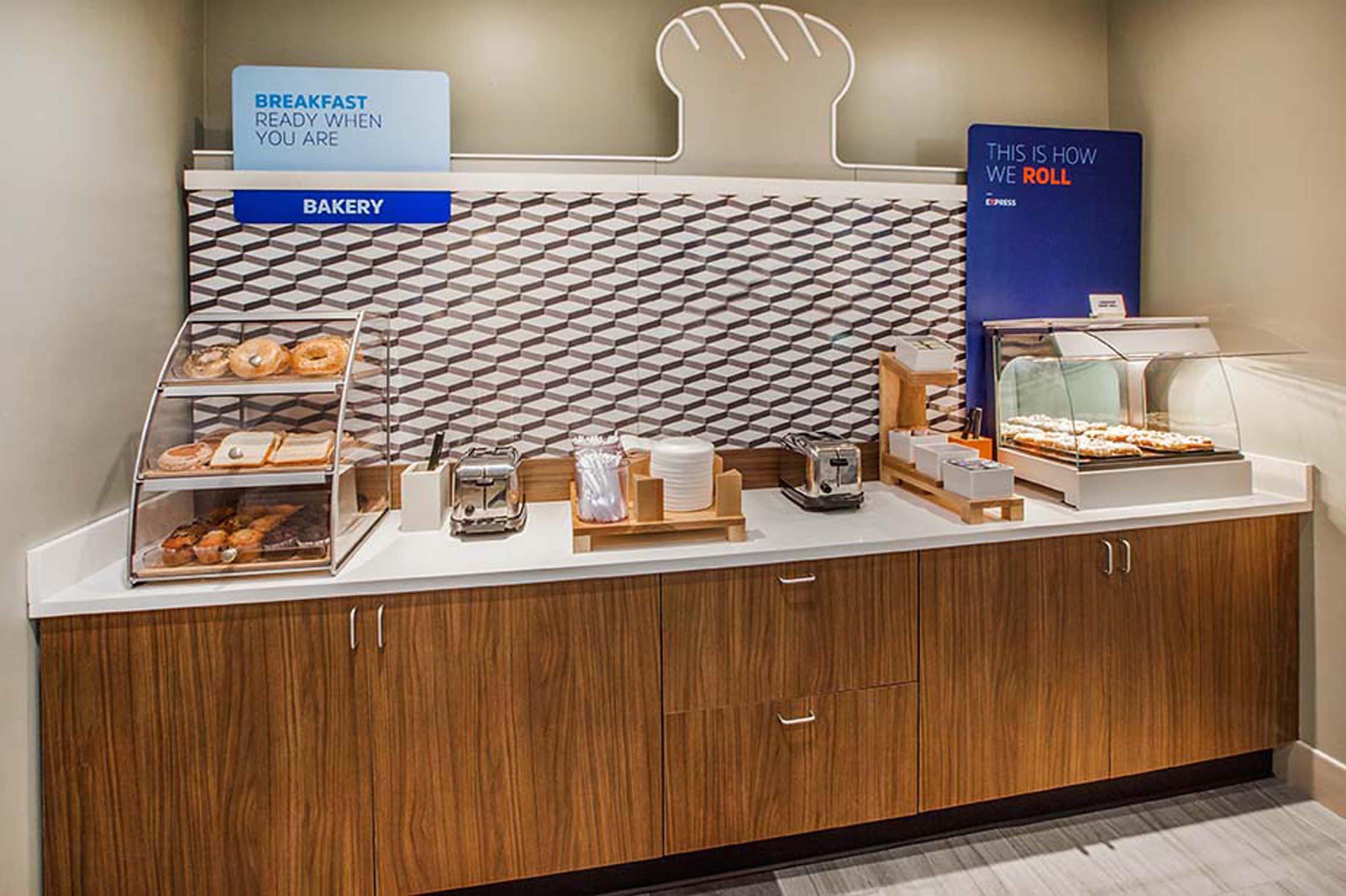 Holiday Inn Express Hotel & Suites St. Charles By Ihg Saint Charles Eksteriør billede